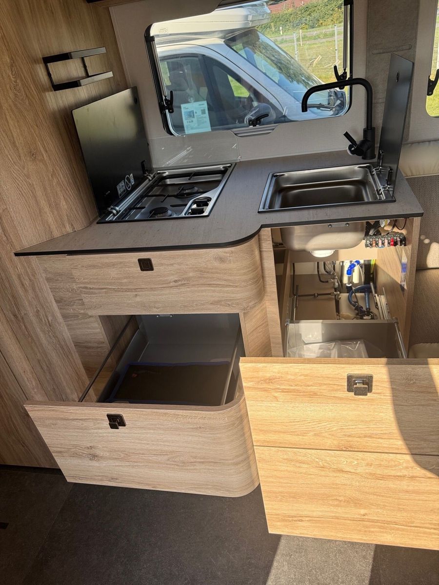 Fahrzeugabbildung Eura Mobil Profila RS PRS 720 QF Automatik/Plus Paket Alde