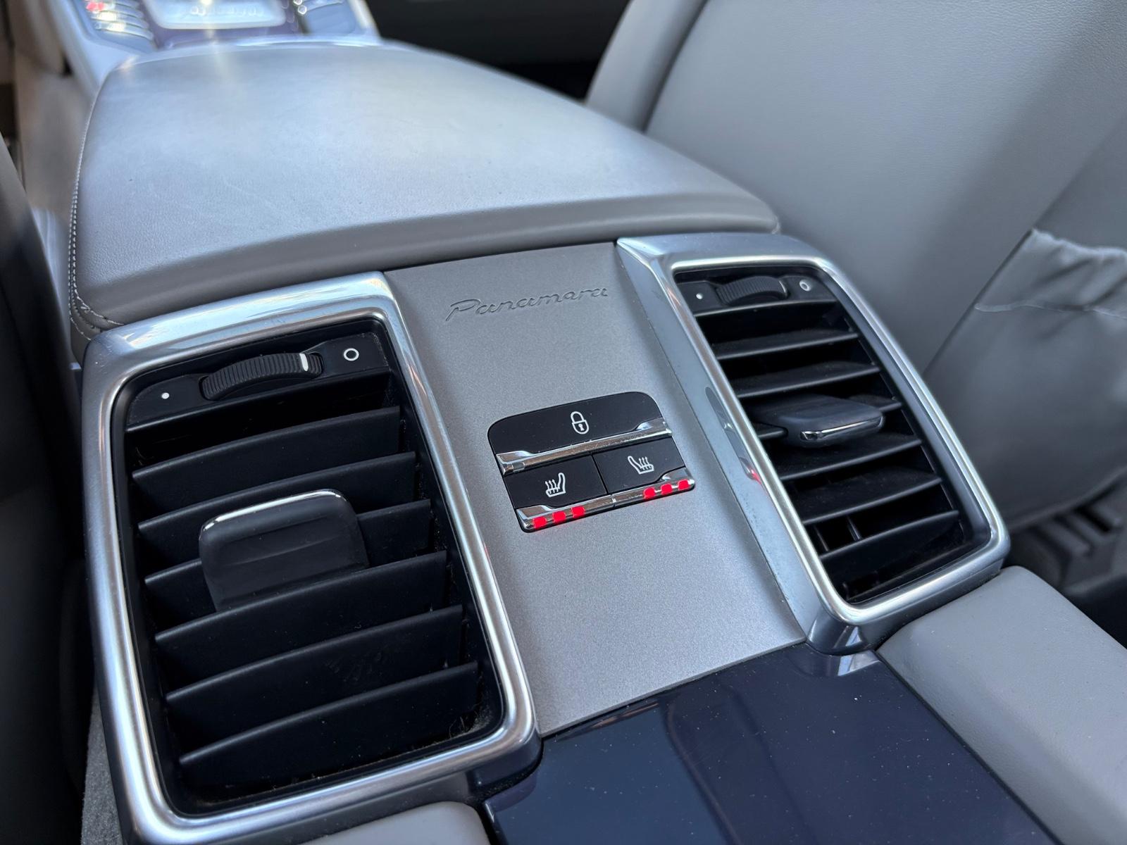 Porsche PANAMERA GTS*BOSE*SCHIEBEDACH*CHRONO*SPORTABGAS*