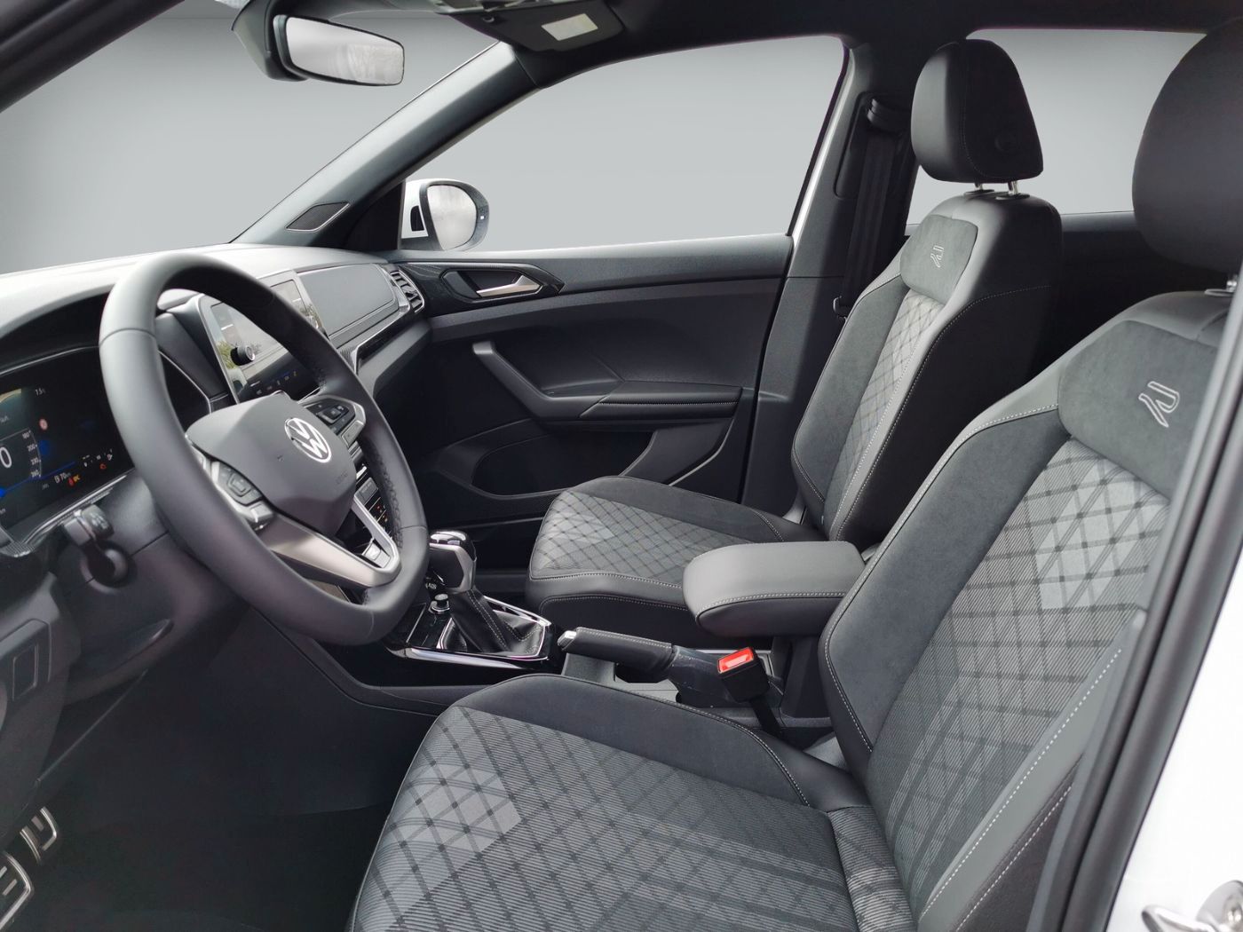 Volkswagen T-Cross - Bild 11