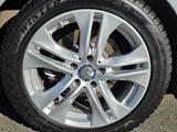 Mercedes-Benz E 350 T-Modell BlueTec *Sportpaket*AMG Felgen - Mercedes-Benz E 350: Sport