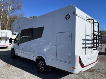 Sunlight A 68 6 Personen Camper 