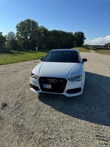 Audi S3 2.0 TFSI S tronic quattro - - Audi S3 von privat