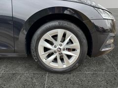 Fahrzeugabbildung Skoda Octavia Combi Style DSG Navi LED ACC Lane Kamera