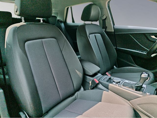 Q2 35 1.5 TFSI advanced S-tronic SHZ KAMERA ACC