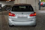 BMW 225 XE LED Navi Keyless Tempomat Sitzheizung PDC - scheckheftgepflegte BMW 225
