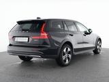 Volvo V60 Cross Country B4 AWD Plus 18"+WINTER-PAKET - Volvo aus 2023