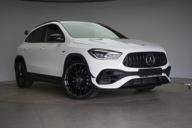 MERCEDES-BENZ GLA 45 AMG 4Matic+ Speedshift DCT 8G Distronic/K
