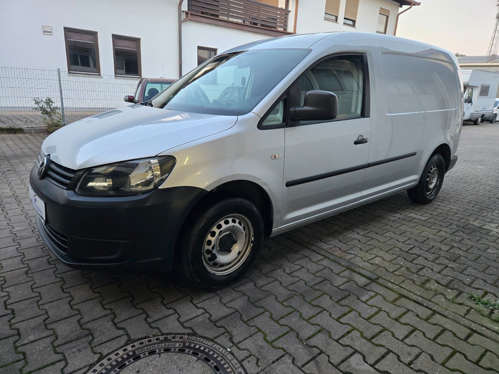 Volkswagen Caddy - 1