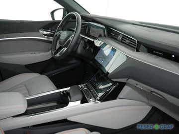 Audi Q8 e-tron - 4