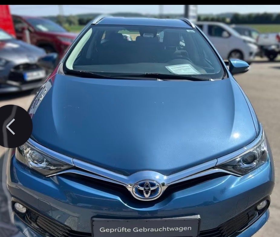 TOYOTA Auris Touring Sports