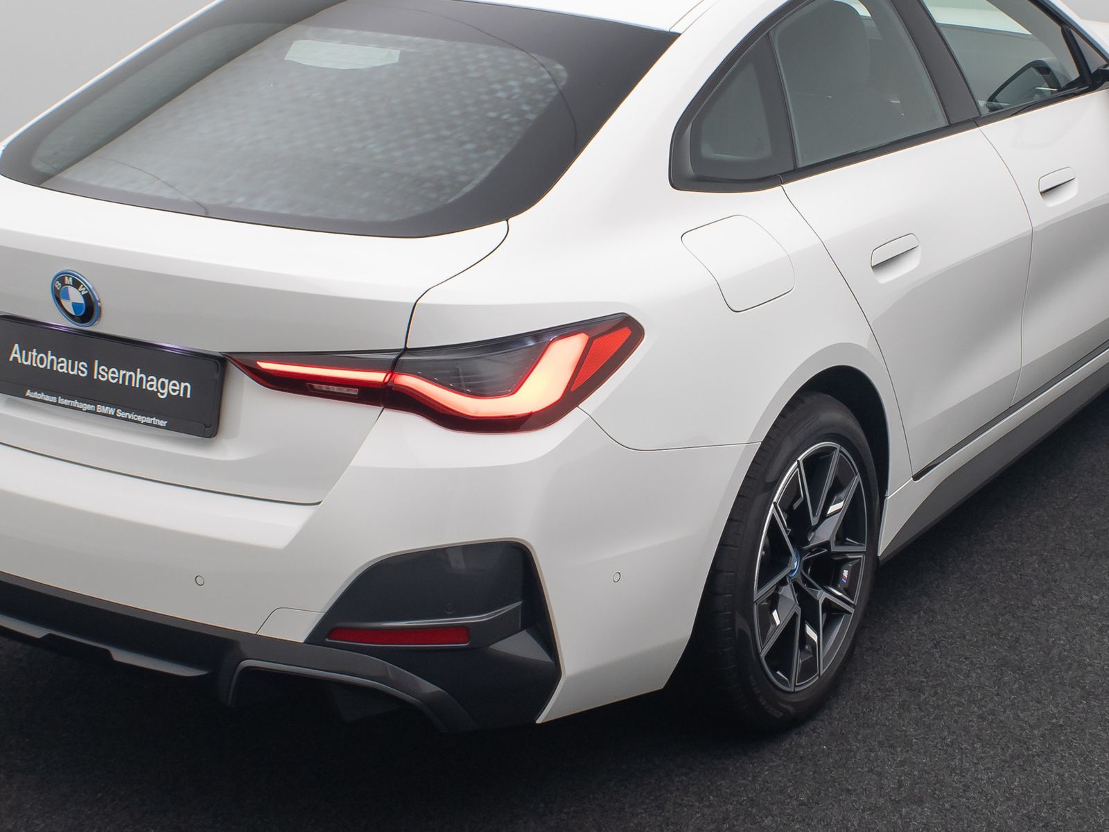 Fahrzeugabbildung BMW i4eD40 Gran Coupe M Sport Kamera DAB H/K 18Zoll
