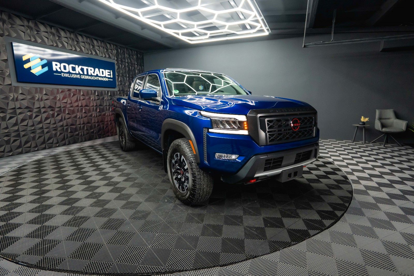 Fahrzeugabbildung Nissan Frontier 3.8 V6 4x4 PRO-4X Offroad *Pano*ACC*LED