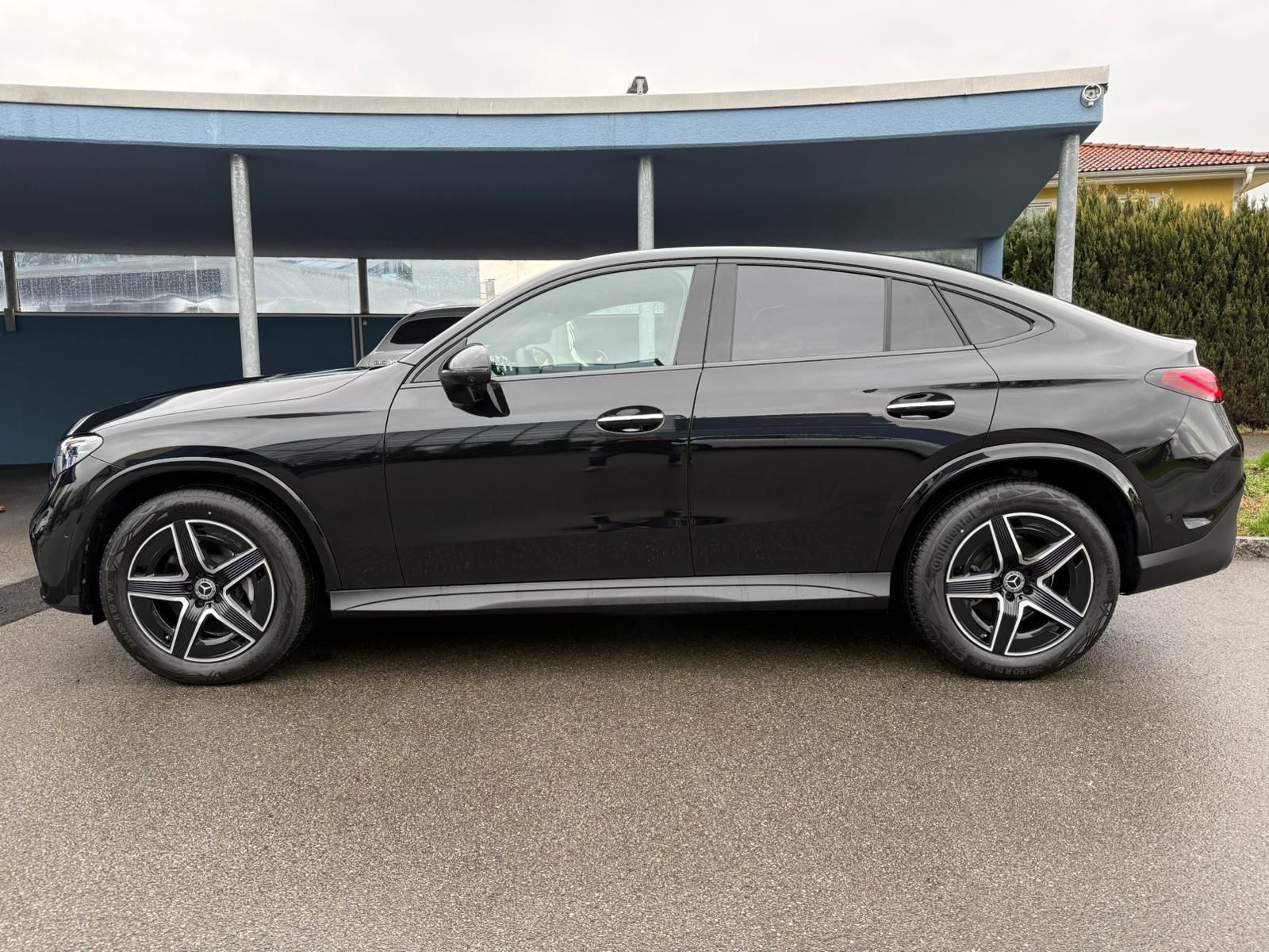 Mercedes-Benz GLC 200d/4M/COUPE/AMG/LINE/PANORAMA/NIGHT/AHK/