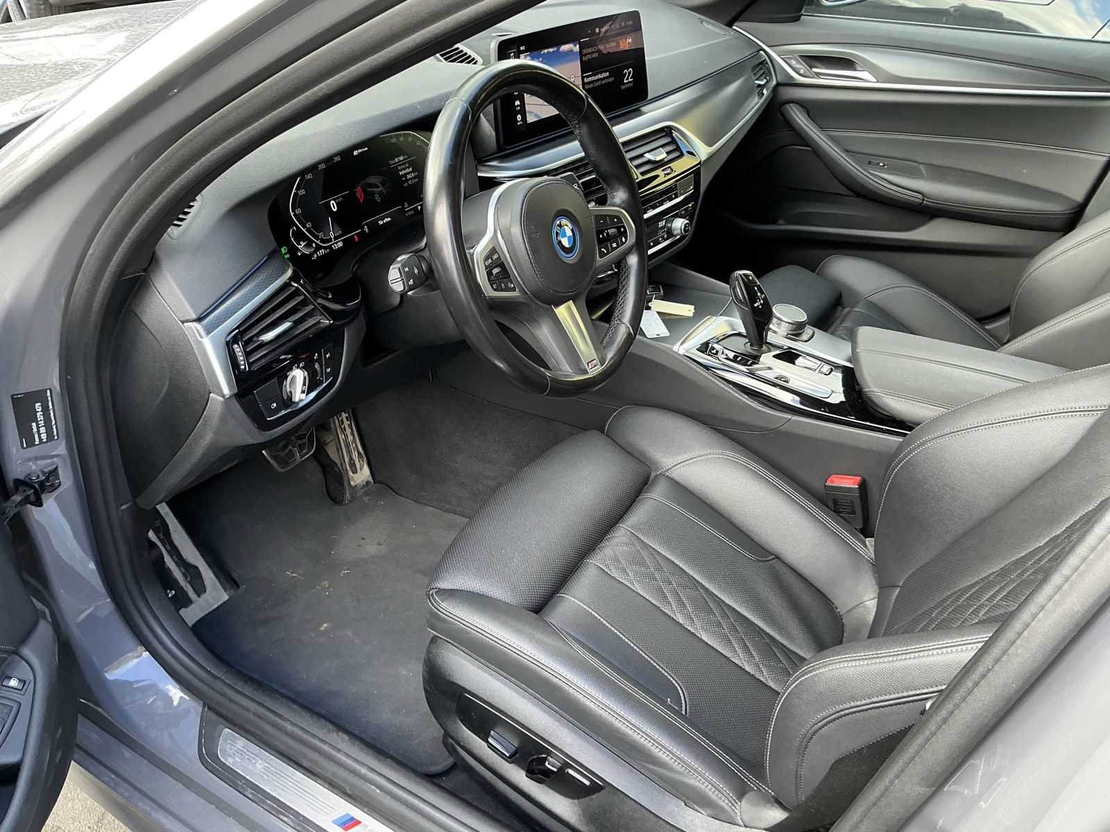 BMW 530 e M-Sport Leder R.Cam Ambiente Luftfeder AHK imagem 3