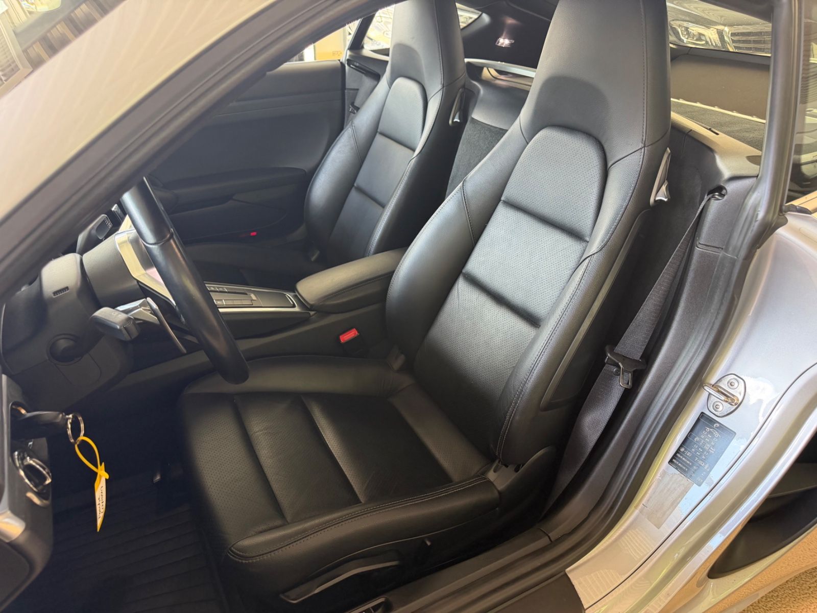 Fahrzeugabbildung Porsche Cayman