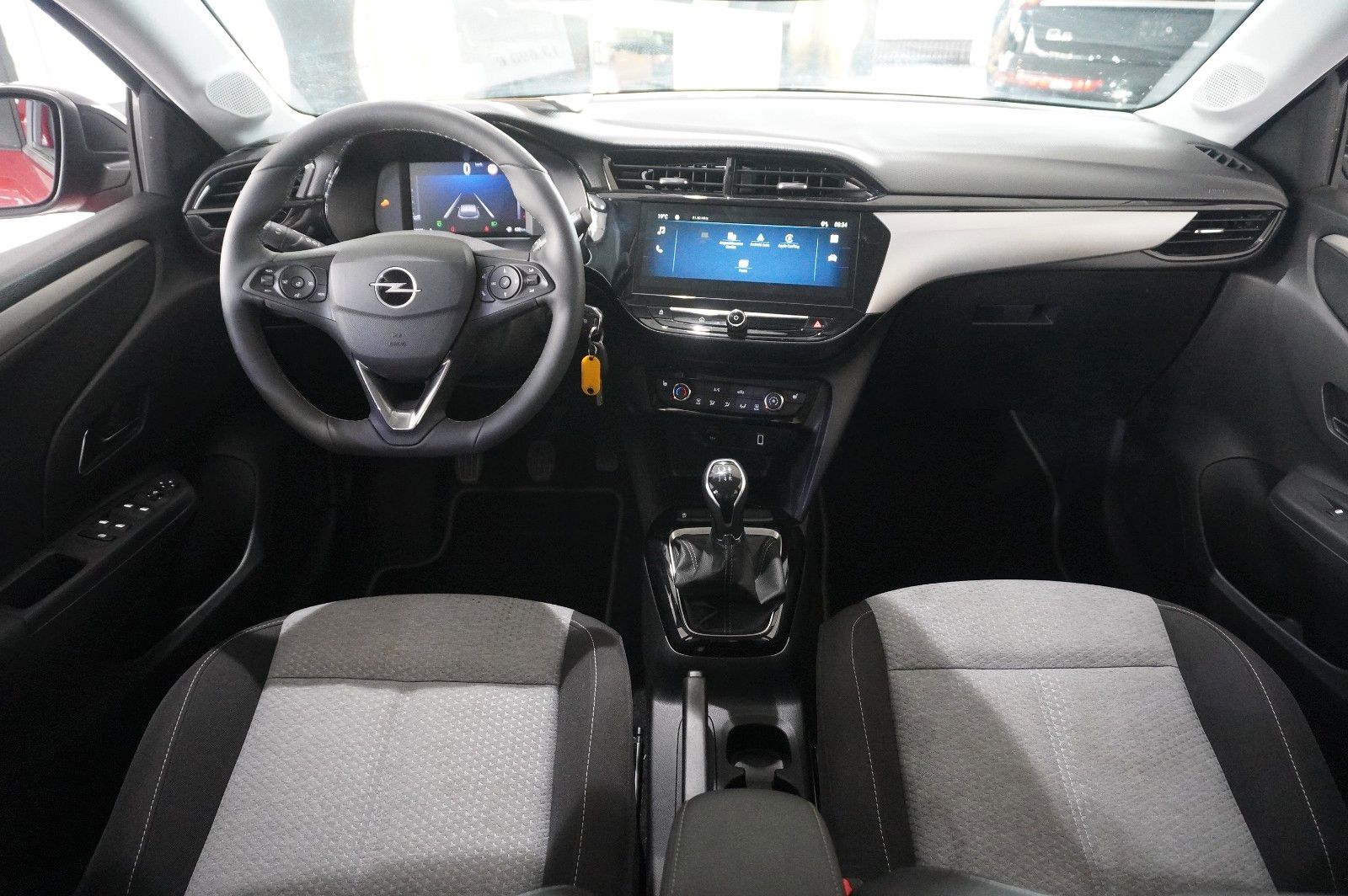 Fahrzeugabbildung Opel Corsa F 1.2 FACELIFT NAVI/LED/KAMERA/VIRT/SH/DAB