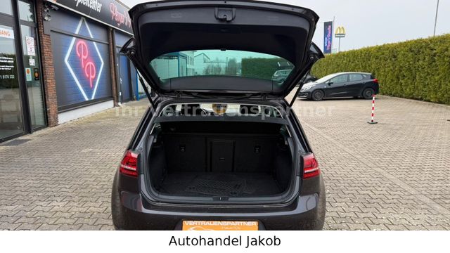 Volkswagen Golf/Super Ausstattung/TÜV_Service_Neu!