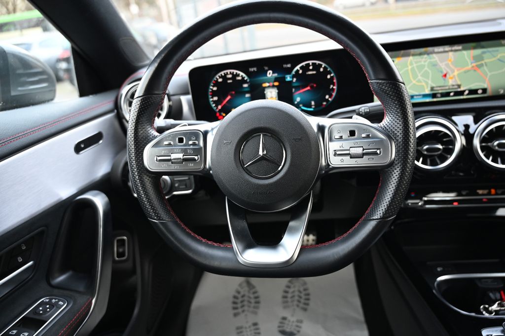 MERCEDES-BENZ CLA 220 AMG Line Leder Navi Autom. Cam LED MERCEDES-BENZ CLA 220 AMG Line Leder Navi Autom. Cam LED