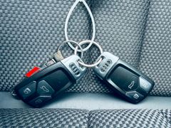 AUDI A4 S-LINE* S-Heft*Keyless*D-Tacho*Zahnriemen NEU