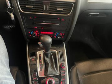 Bild 20 Audi A4 2.0 TFSI 155kW quattro Attraction nur Export