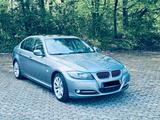 BMW 3.0 Liter Diesel ,Keyless, Leder, Bi-Xenon, Aut. - BMW 325 in Herne