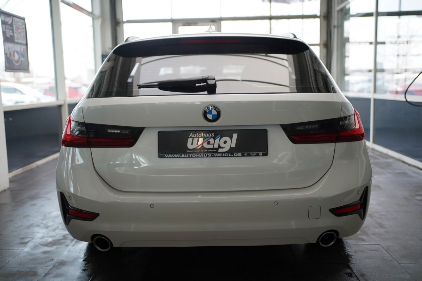 Fahrzeugabbildung BMW 320d Advantage +Driving Assistant+Komfortzugang