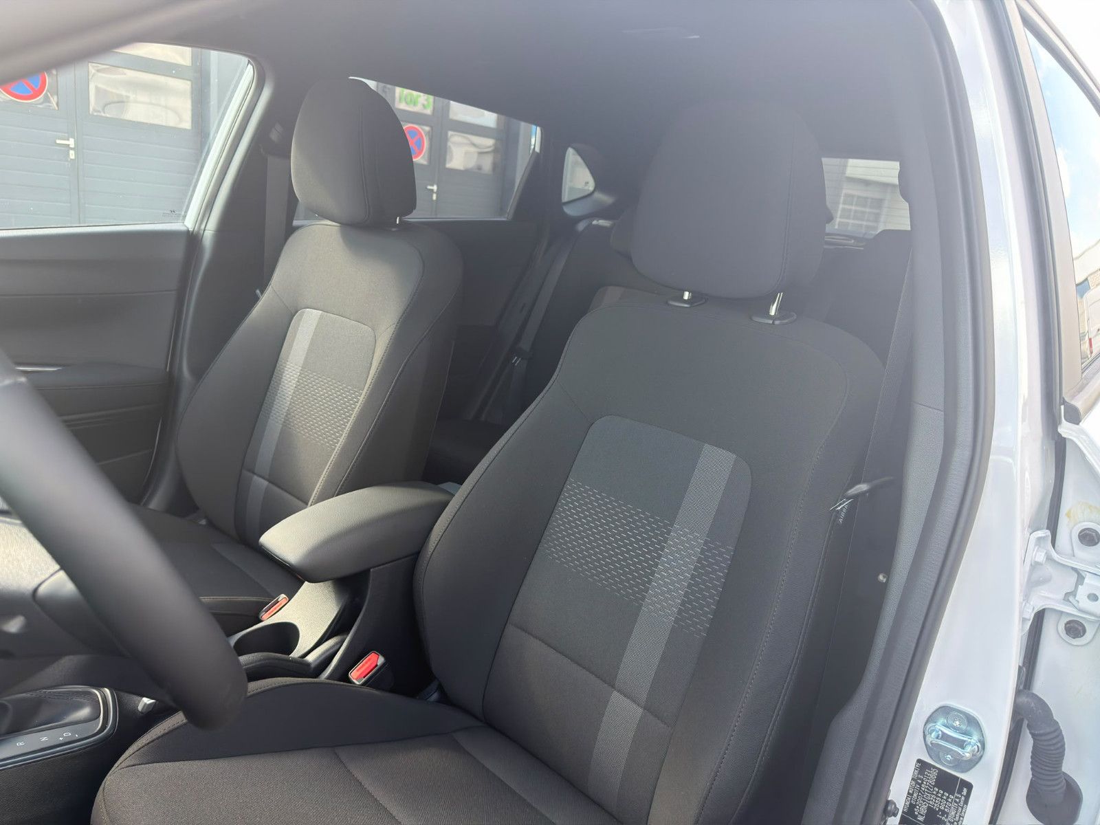 Fahrzeugabbildung Hyundai i20 1.0 T-GDI Blackline *Navi*RFKamera*LED*BOSE*