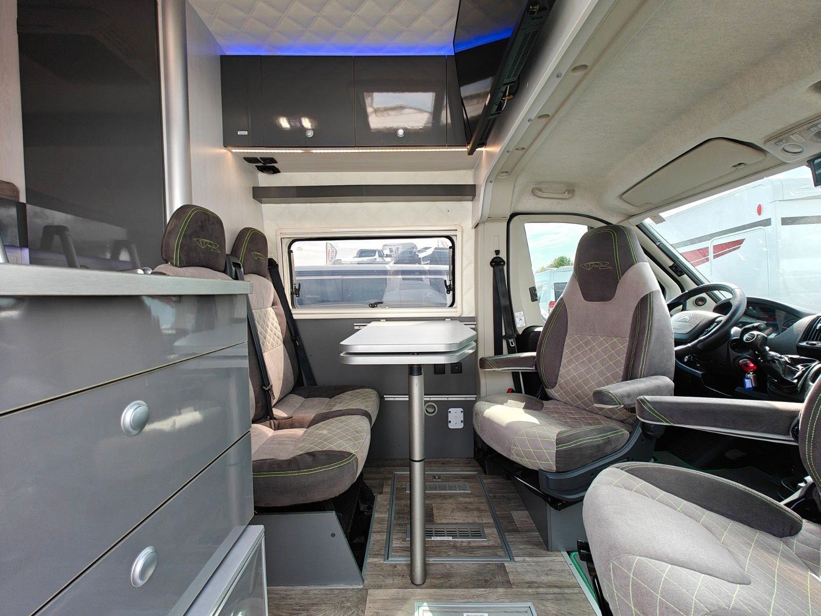 Fahrzeugabbildung Andere VR Motorhomes Pitanti 747 - Motorrad Transport -
