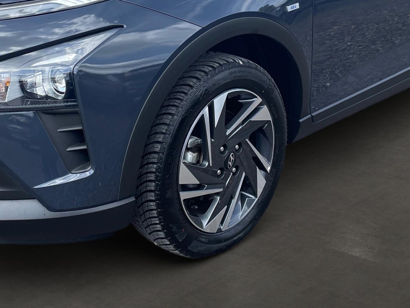 Fahrzeugabbildung Hyundai BAYON 1.0T Mild-Hybrid 48V Trend Navi Kamera AHK