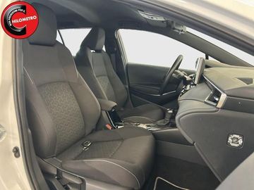 Toyota Corolla - 12