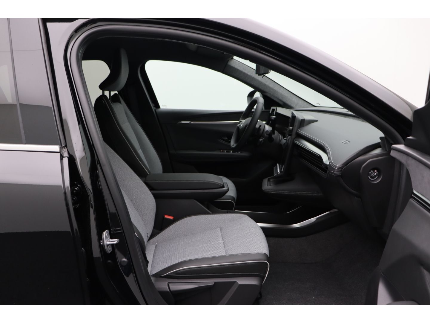 Fahrzeugabbildung Mitsubishi Eclipse Cross Diamant Top 11 KW ACC Totwinkelass