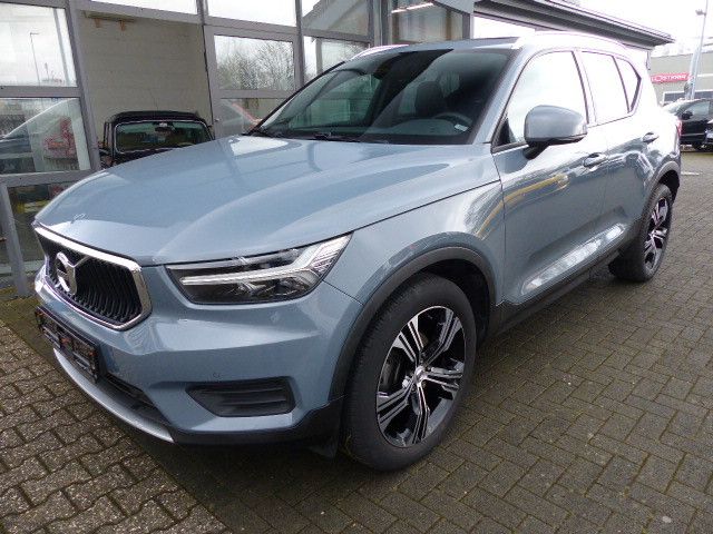 Volvo XC40 Momentum Pro D3 Autom.EU6d*PANO*19"*CAM*