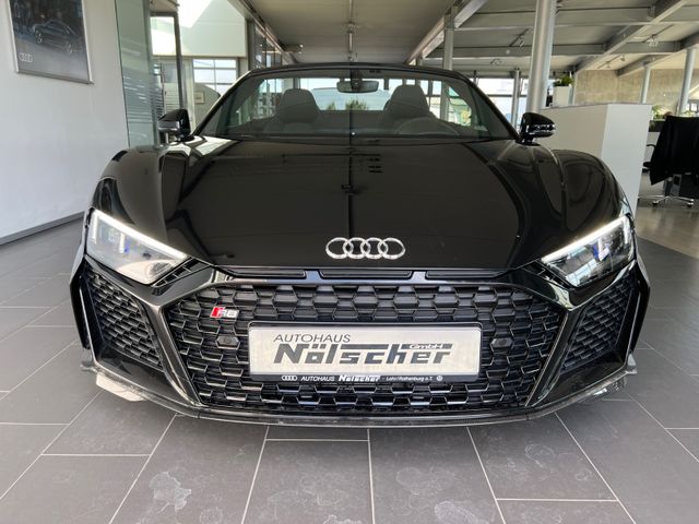 Audi R8 Spyder 5.2 FSI performance quattro *Carbon*