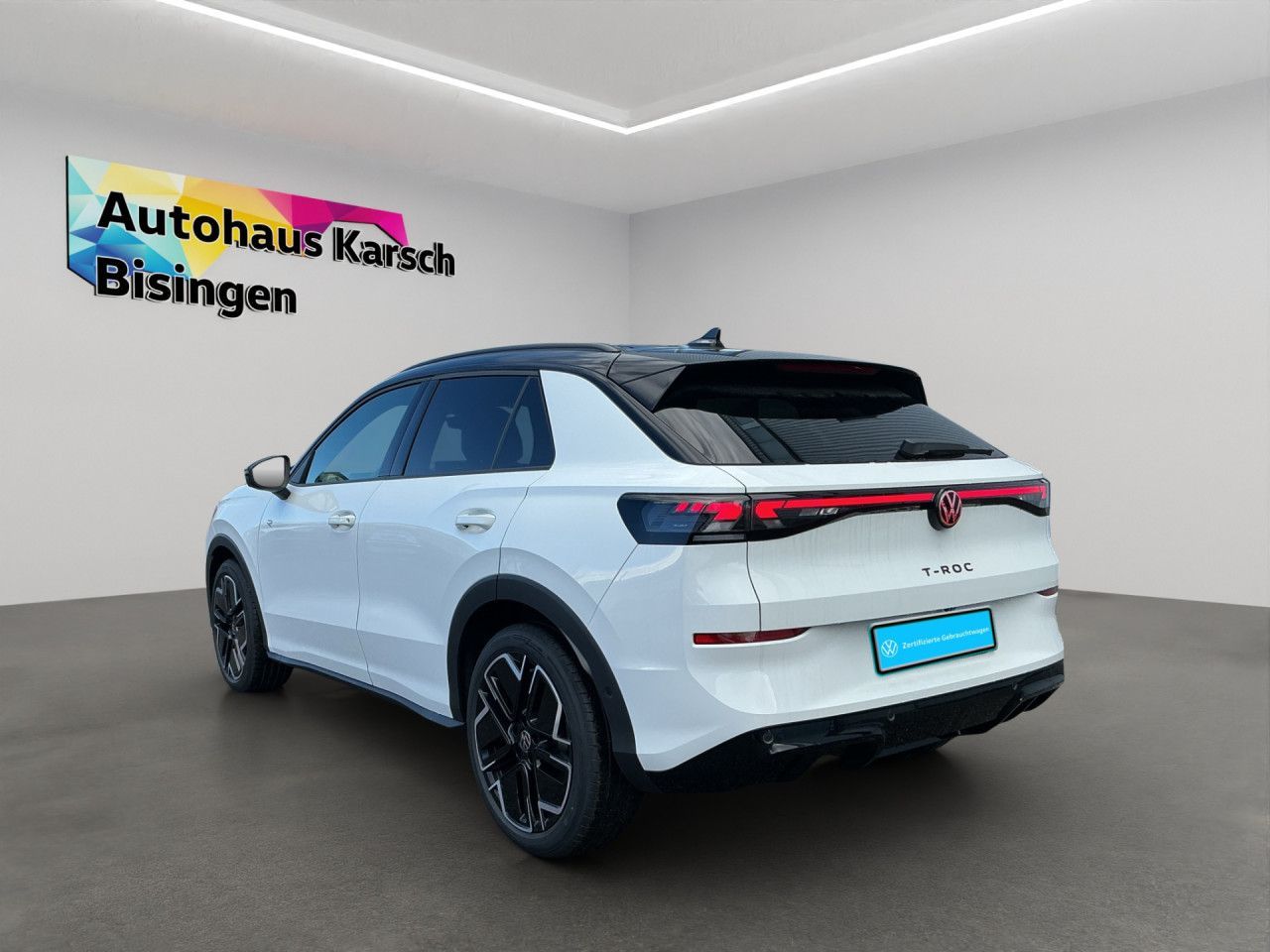 Volkswagen T-Roc 1.5 eTSI DSG R-Line NAVI BLACK STYLE foto 5