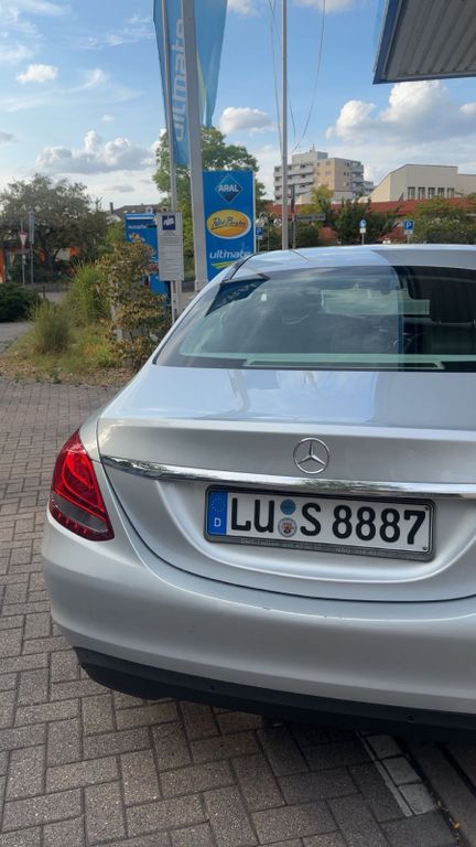 Image of Mercedes-Benz C 220