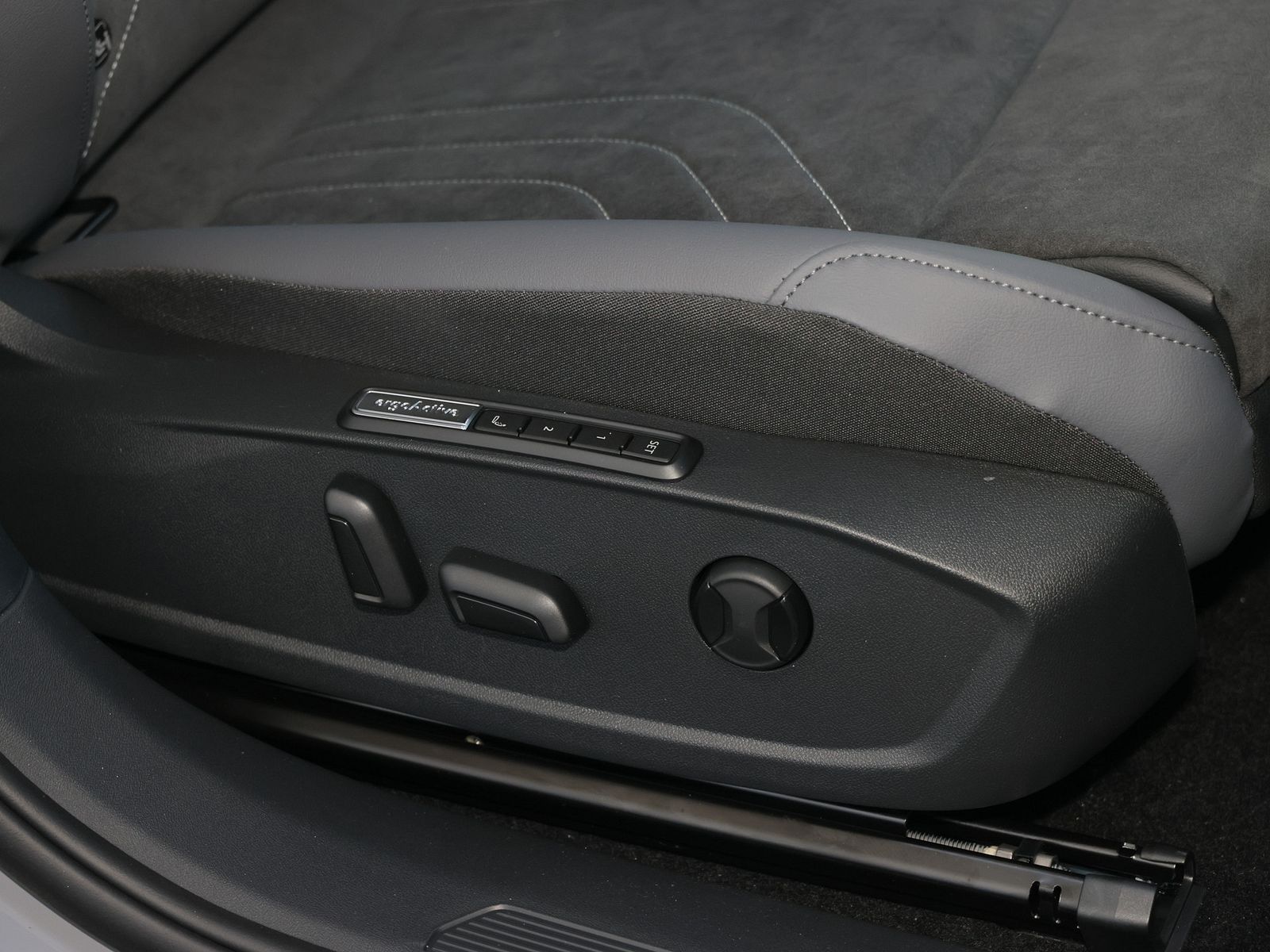 Volkswagen ID.4 - Bild 12