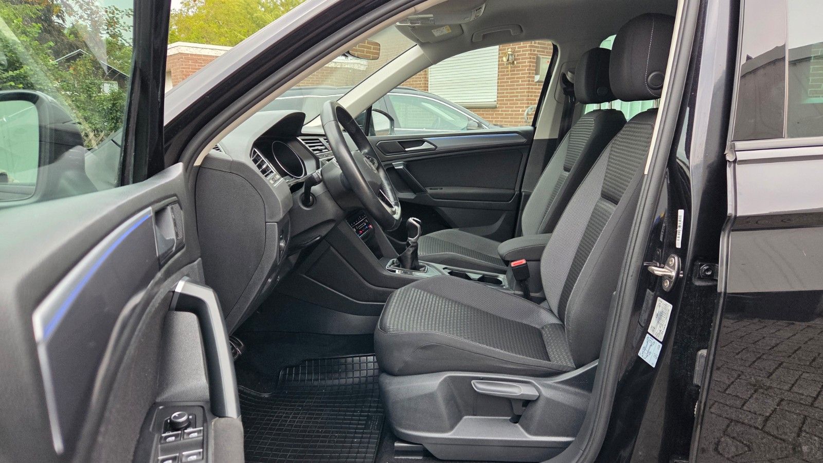Volkswagen Tiguan Active1.5-150-PS-6G*LED+KAMER+NAV+KLIMMAU foto 18