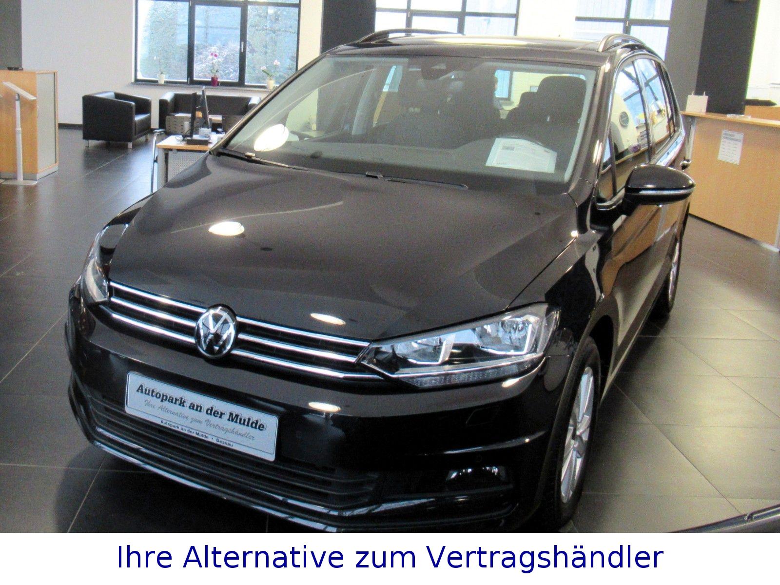 Volkswagen Touran 2,0TDI DSG Comf*Panorama*Kindersitze*SH*