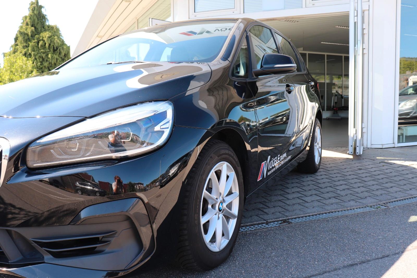 BMW 220i AT Advantage AHK NAVI MEDIA