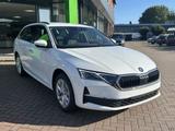 Skoda Octavia Combi 1.5 TSi DSG Select AHK Matrix Navi