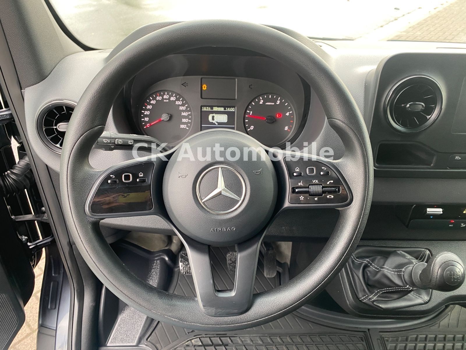 Fahrzeugabbildung Mercedes-Benz Sprinter III Kasten 214 H1L2/Navi/Klima/Kam/AHK