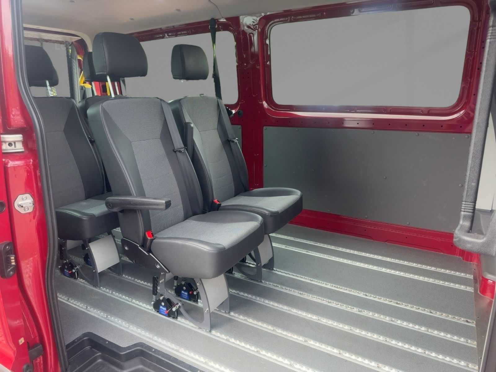 Fahrzeugabbildung Volkswagen Crafter 35 2.0 TDI ' Rollstuhl Umbau ' Navi Klim