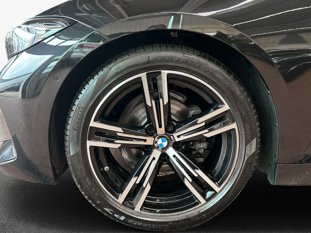 BMW 318i Touring Aut. foto 7