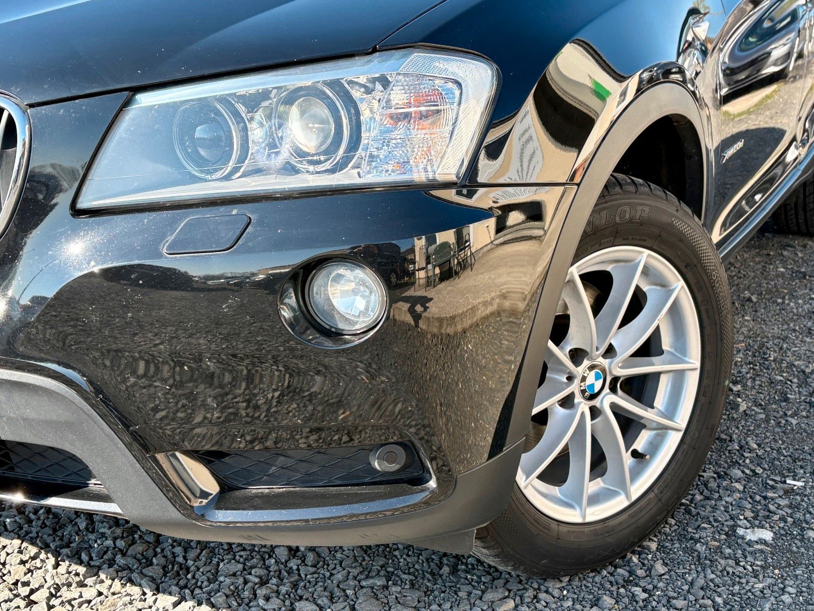 Fahrzeugabbildung BMW X3 xDrive20d Aut. Navi Xenon SPORTSITZE Leder PD