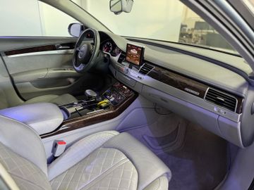 Audi A8 - 9