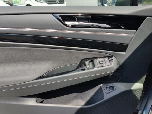 Volkswagen ID.7 Tourer +PRO+IQ LIGHT+AHK+INTERIEUR+EXTERIEU