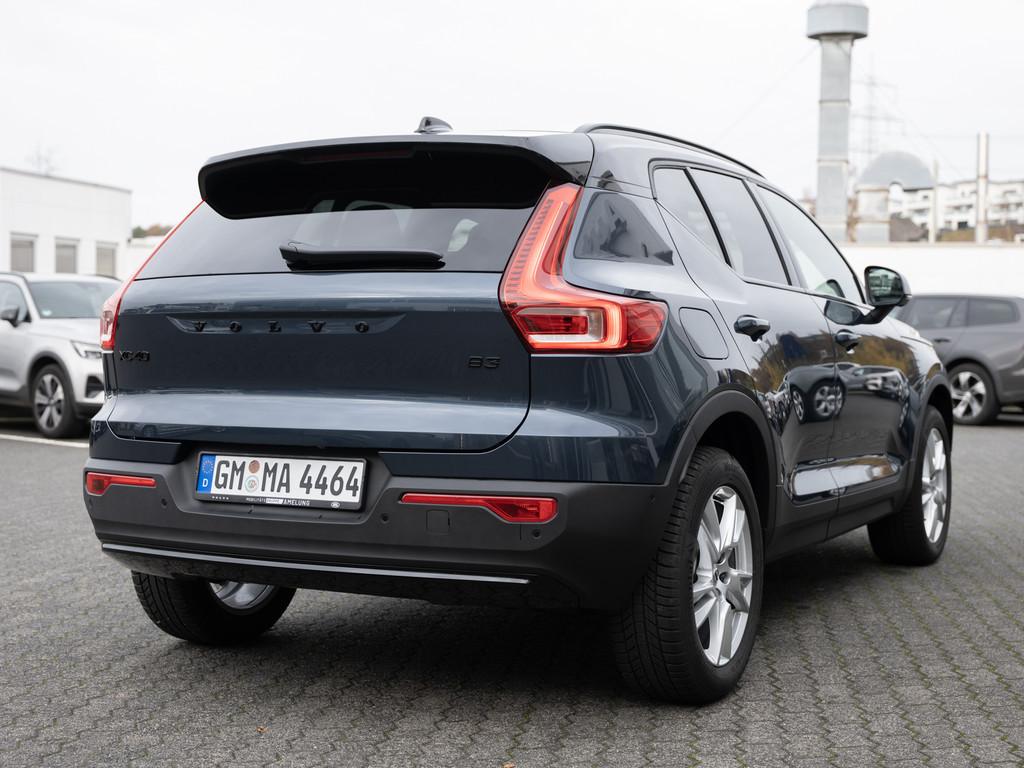 Volvo XC40 2.0 Plus Black Edition 2WD FACEL. LED 360°