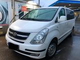 Hyundai H -1 Grund Starx 2.5 d Automatik 8... - Hyundai H-1 Starex von privat