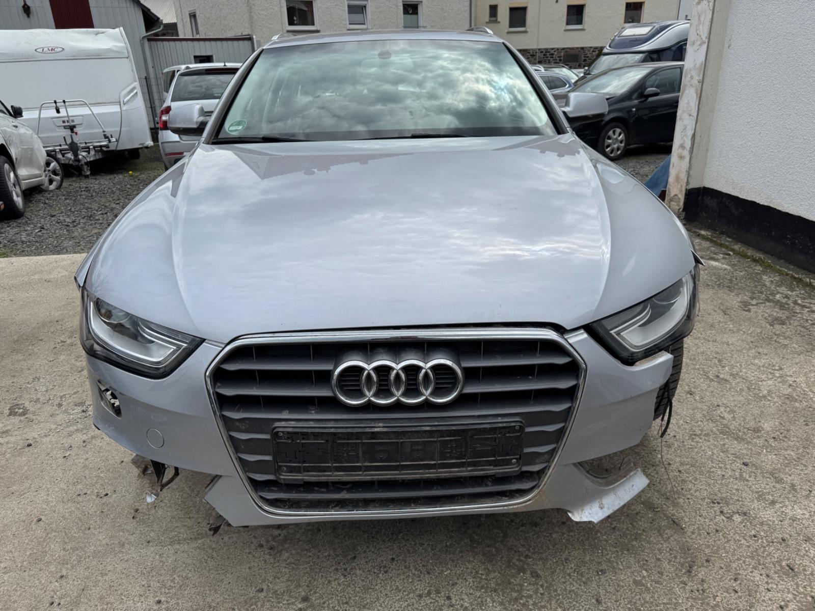 Audi A4 2.0TDI 150PS*Avant*Ambiente*Unfall*