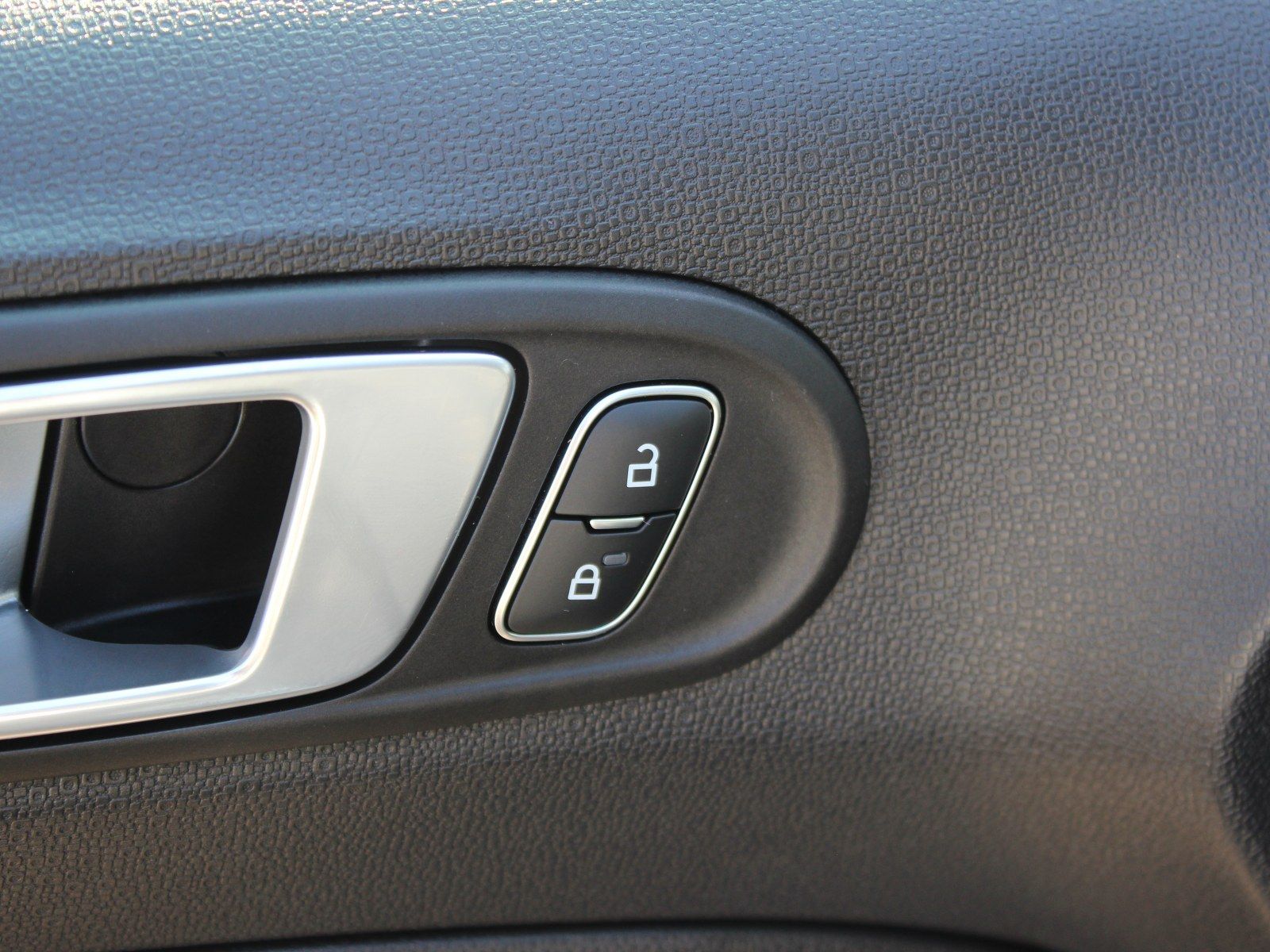 Fahrzeugabbildung Ford EcoSport Active 1,0 EcoBoost Start/Stopp